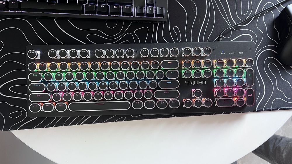 Механічна клавіатура RGB