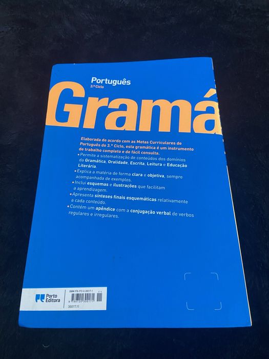 Livro de gramática de português do terceiro ciclo