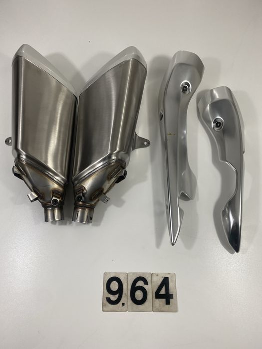 Suzuki GSX 1300 Hayabusa Komplet Wydechów z Osłonami A964