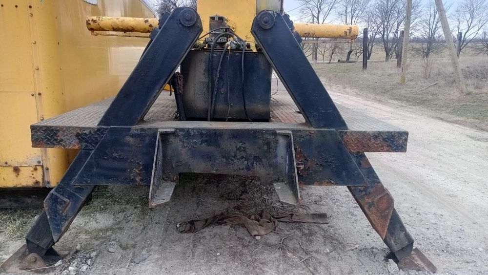 Продам автовишку 19метрів