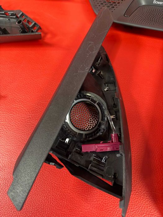 Сетки с подсветкой Bowers & Wilkins на BMW X5 G05 / X7 G07