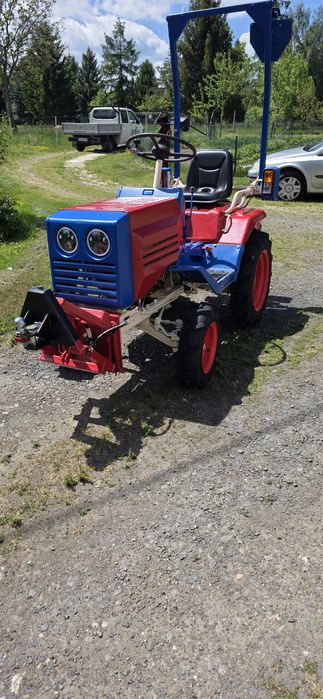 Mini traktor "Urwis 012"