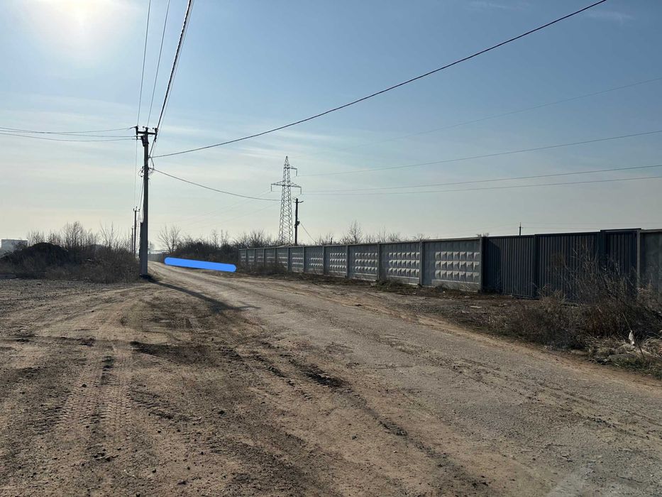 Продаж землі під промисловість 1,57 га між Тарасівкою та Крюківщиною