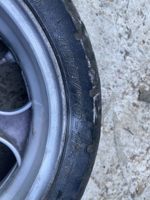 Продам запчасті на скутера