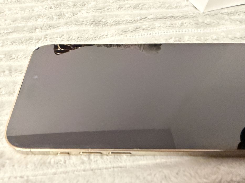 IPhone 14 pro max zloty