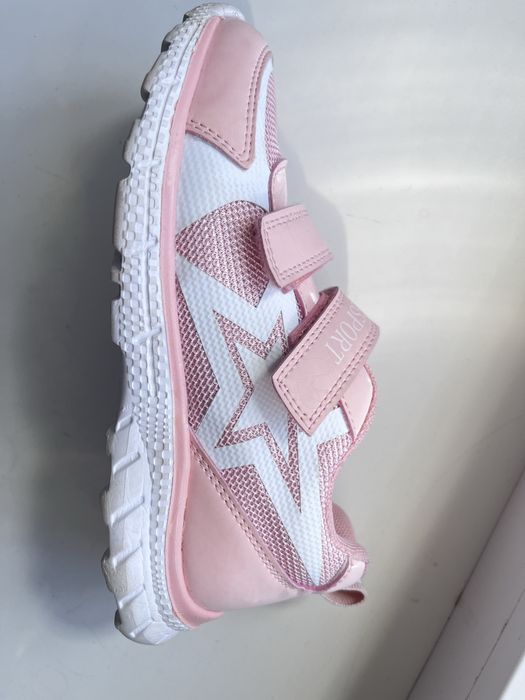 Кросівки для дівчинки