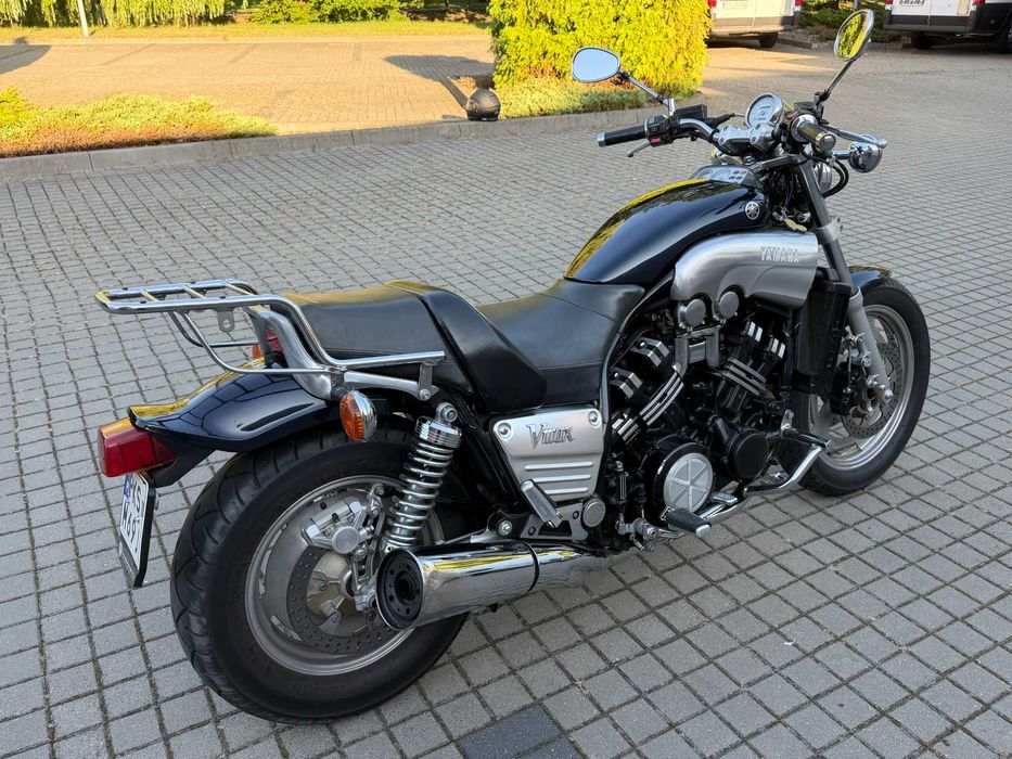 Yamaha V-MAX 1200