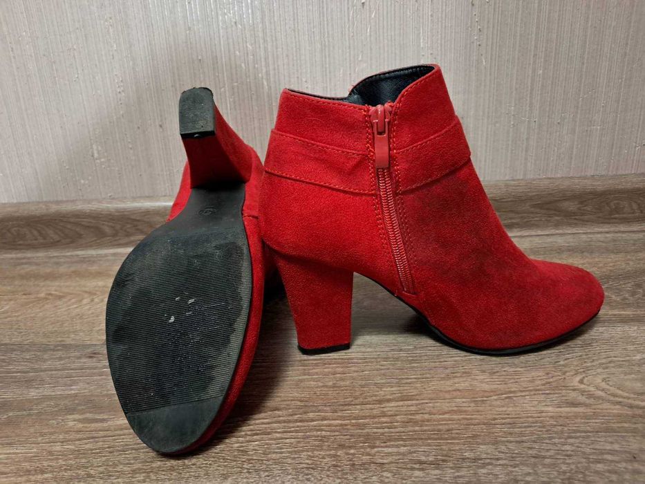 Женские Замшевые полусапожки красные 39 размер