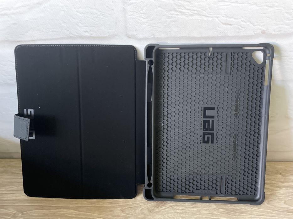 Чехол UAG для iPad 12.9/13/11/10.9 противоударный