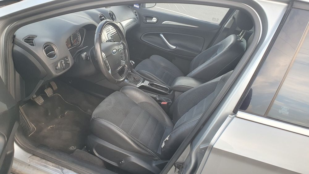 Ford Mondeo 2.5 T