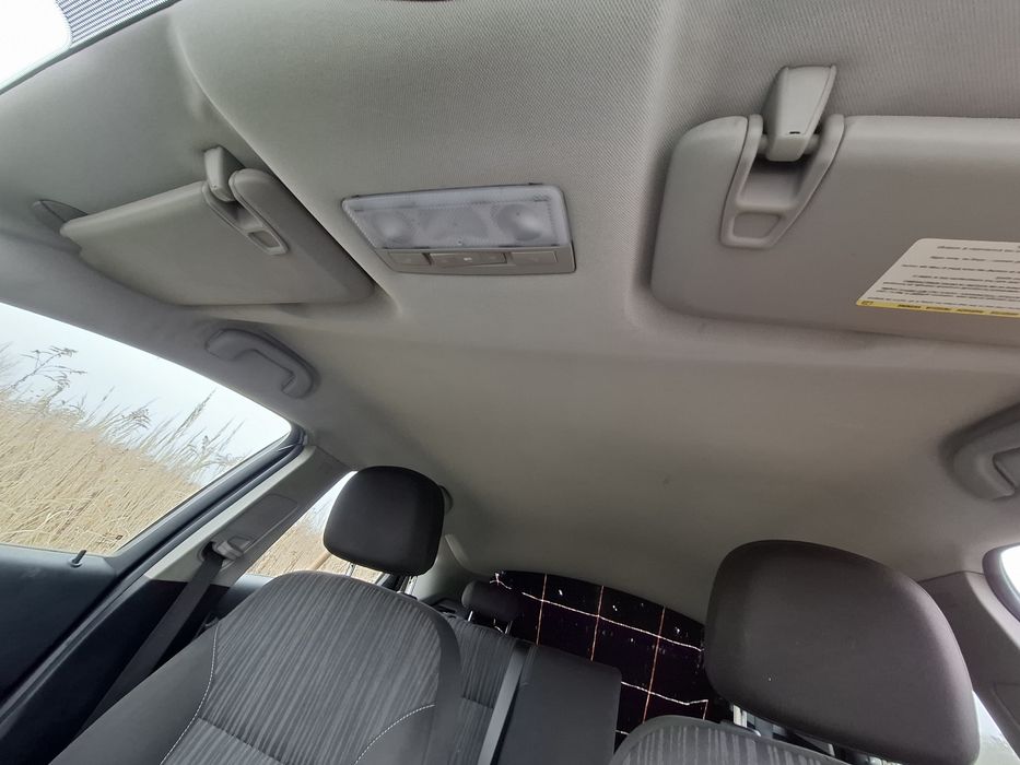 Podsufitowka Opel Astra J Hatchback