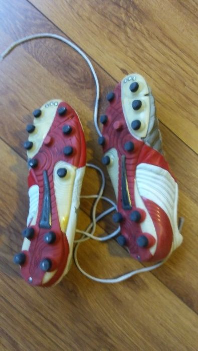 Buty piłkarskie
