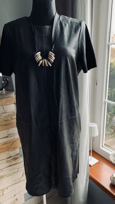 Sukienka czarna skórzana