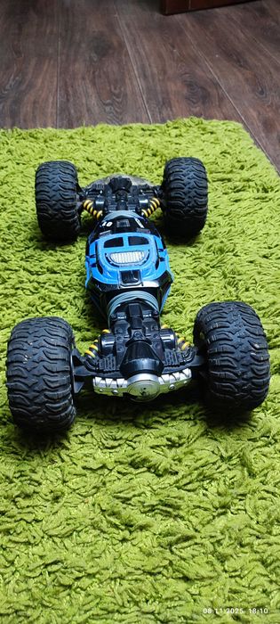 Радіокерована позашляхова іграшкова машинка UD 2170 A 40 см.
Игрушечна