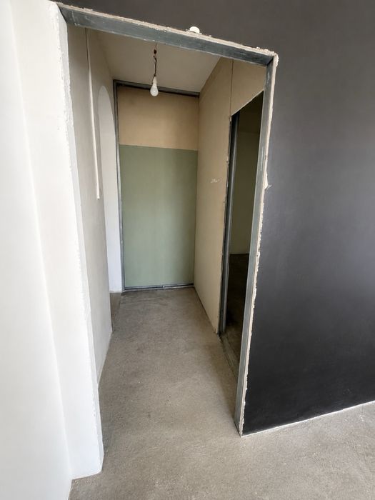 Magazyn 30m2 prywatny parking brama zamykana