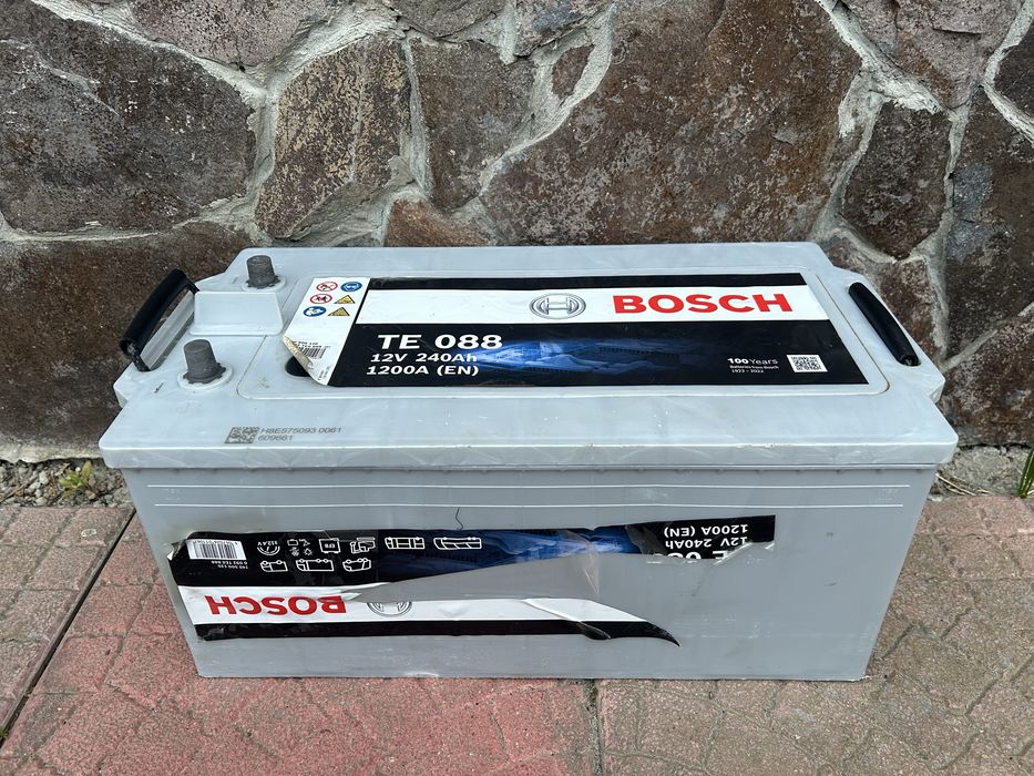 Акумулятор BOSCH 240AH EFB 12V