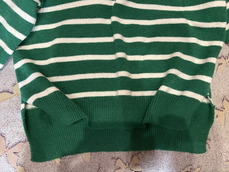 Продам Кофта на замку