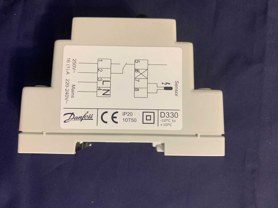 Терморегулятор Devi Devireg 330, -10oC-+10oC