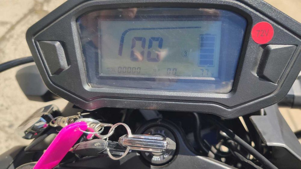 Электромотоцикл M20, 2000 W, 72V20Ah blue запас хода 45км.