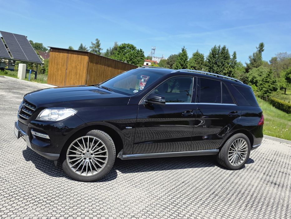 Mercedes-Benz ML 166