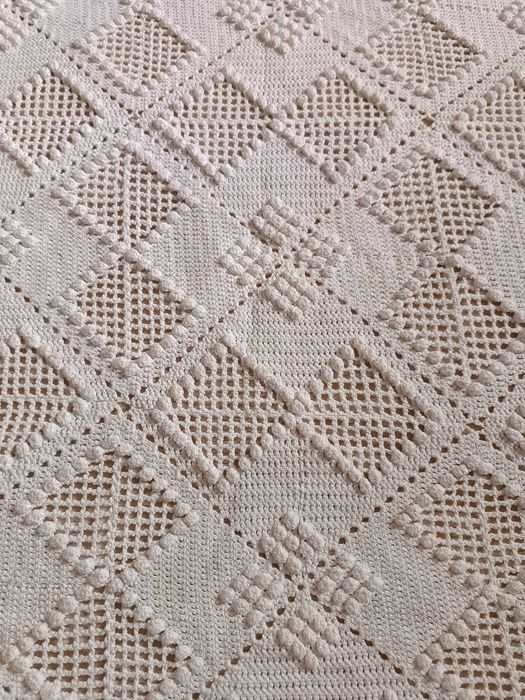 Colcha de Casal Artesanal em Croché de Algodão c/ Franja (2,10 x 1,95m)