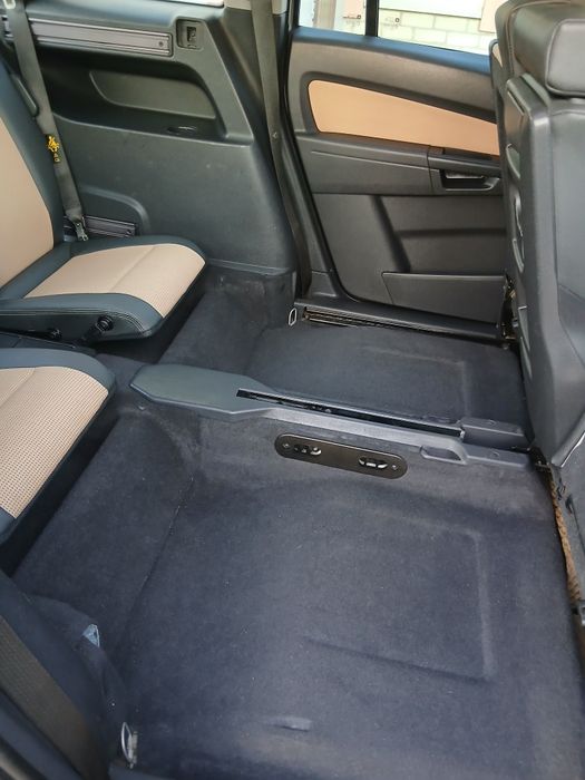 власне авто 2,5р в Україні. Автівка після Т.О.