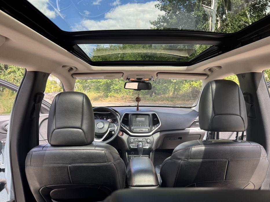 Jeep Cherokee 3.2 TrailHawk
