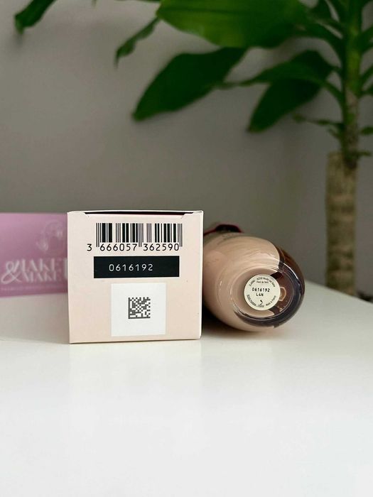 Clarins Double Serum Foundation. Odcień L4N.