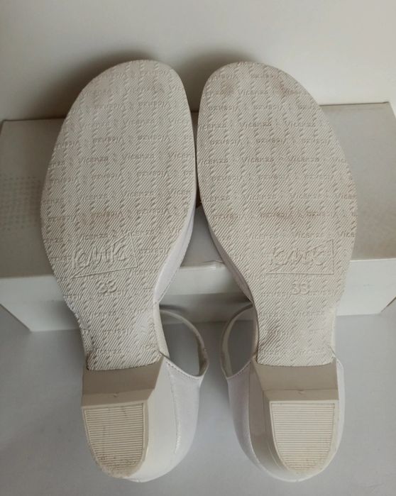 Skórzane buty komunijne, KMK, 33, pantofelki, obcasik, Komunia