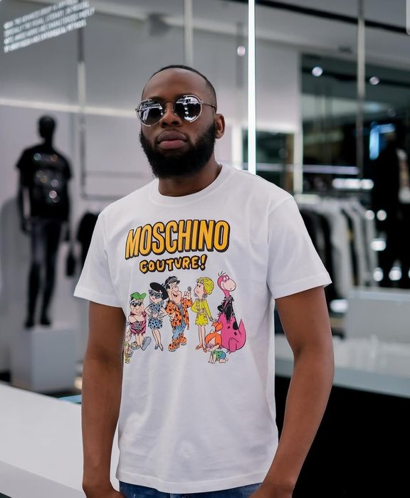 T-shirt exelente qualidade Moschino