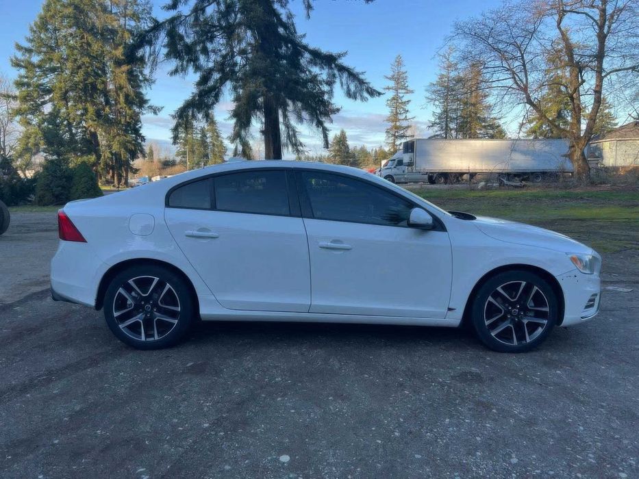 Volvo S60 T5 Dynamic      2017