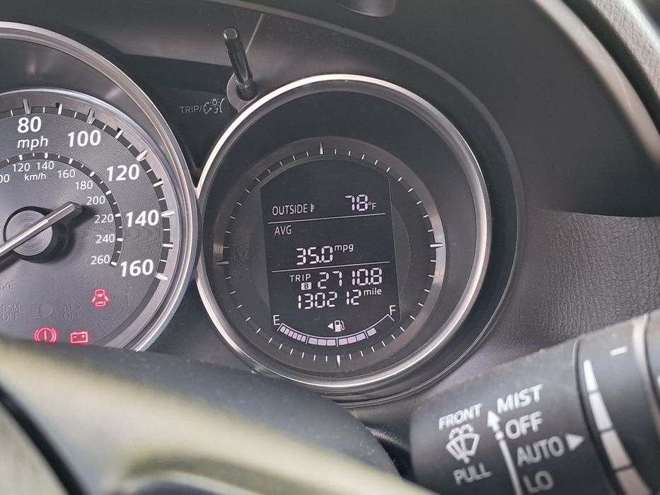 автомобиль мазда сх5