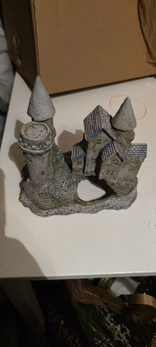 Sprzedam ozdoby akwariowe