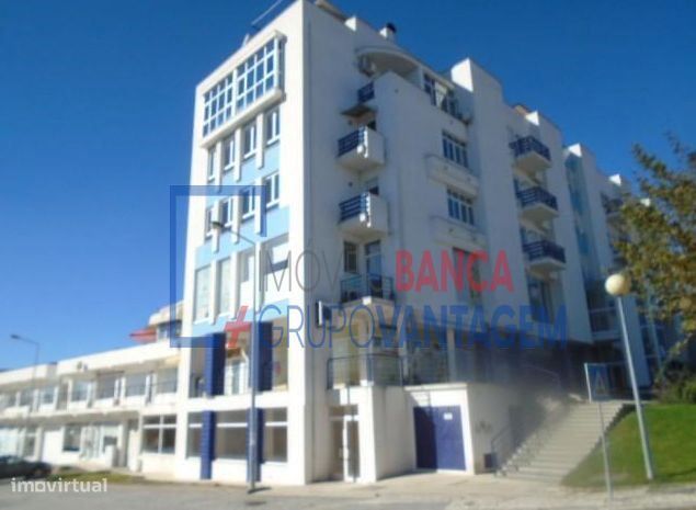 11 Garagens - Nelas - Viseu