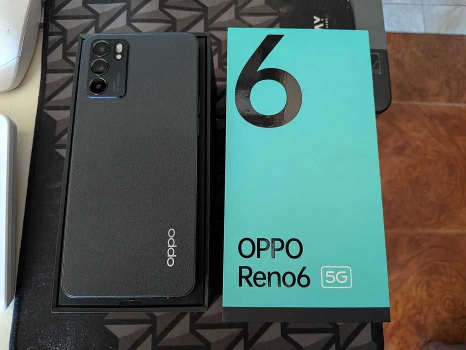 Oppo Reno 6 5G 8GB / 128GB - Aceito troca