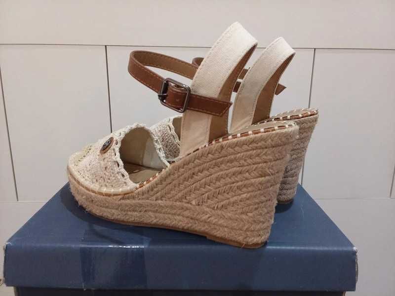 espandryle na koturnie marki Tom Tailor roz. 39 wkładka 24 cm sandały
