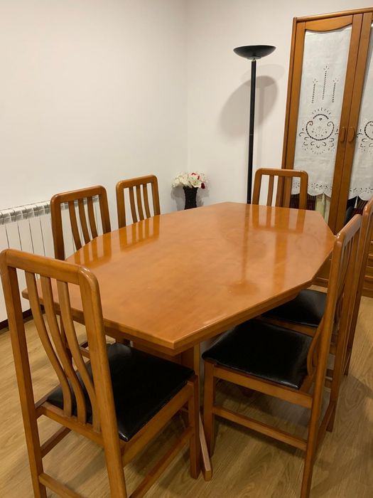 Mesa jantar com 6 cadeiras