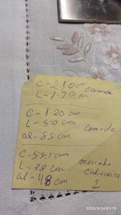 Quarto de casal completo em cerejeira