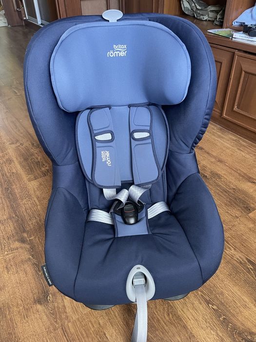 Дитяче автокрісло britax romer king 2 ls