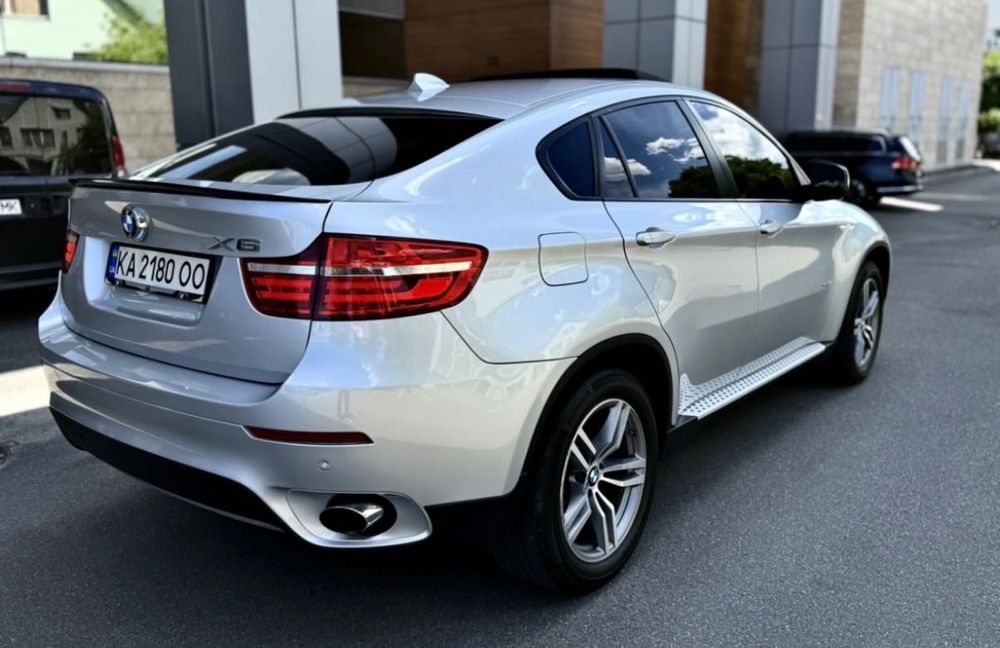 Автомобіль bmw x6 2012