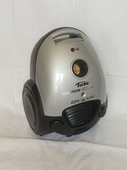 Пылесос LG мощью 1500 W, Корея