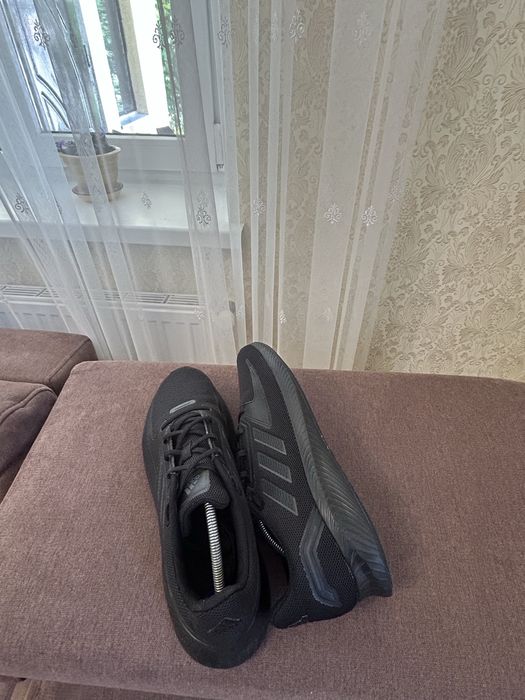 Чоловічі чкросівки Adidas Runfalcon
