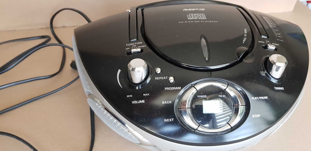 Boombox Watson RP5895M CD-MP3 - uszkodzony napęd CD/MP3