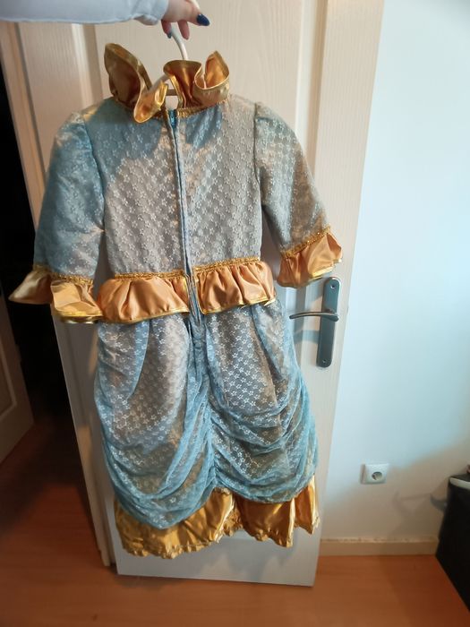 Vestido dama antiga criança