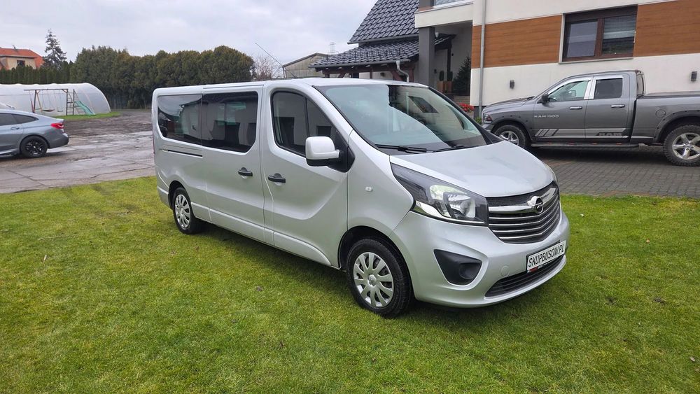 Opel Vivaro 9 osobowy LONG salonPL '18 LEAS kredyt faktVAT