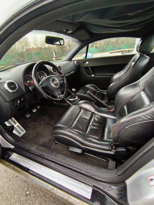 Audi Tt 1.8t // 2002 // Skóry // Zadbana // Raty // Zamiana //

Samoch