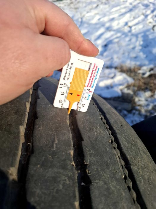 Диск колісний 22.5х9.00 під клин в комплекті з шиною 315х70 R22.5 .