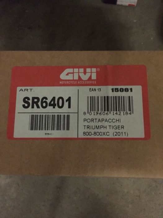 SR6401 Tiger 800/800 XC /800 XR (11>19) GIVI stelaż centr. TRIUMPH