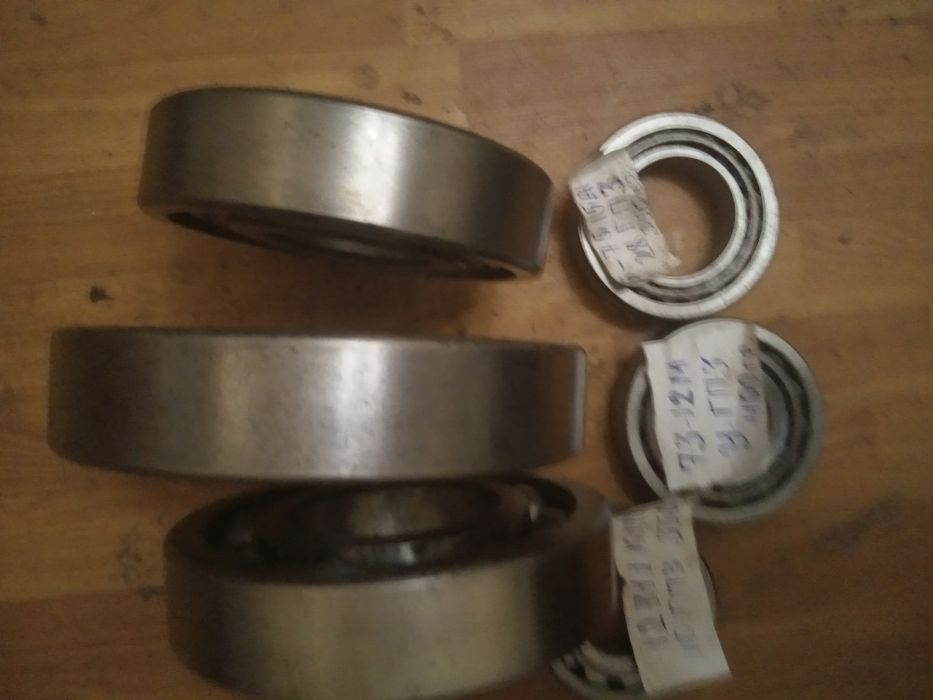 Продам подшипники 322,320 ,12311,7515,2416,7312.