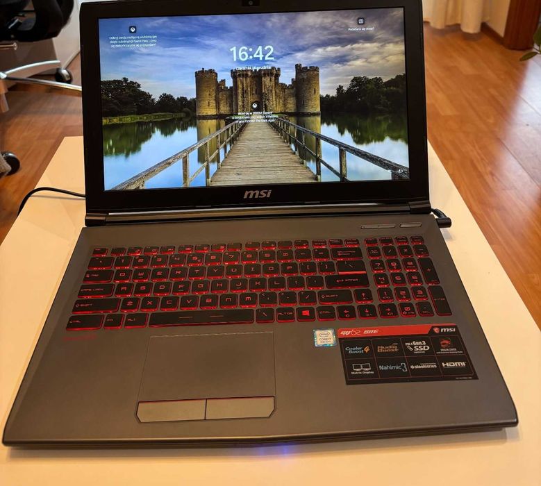 Laptop gamingowy MSI GV62 8RE